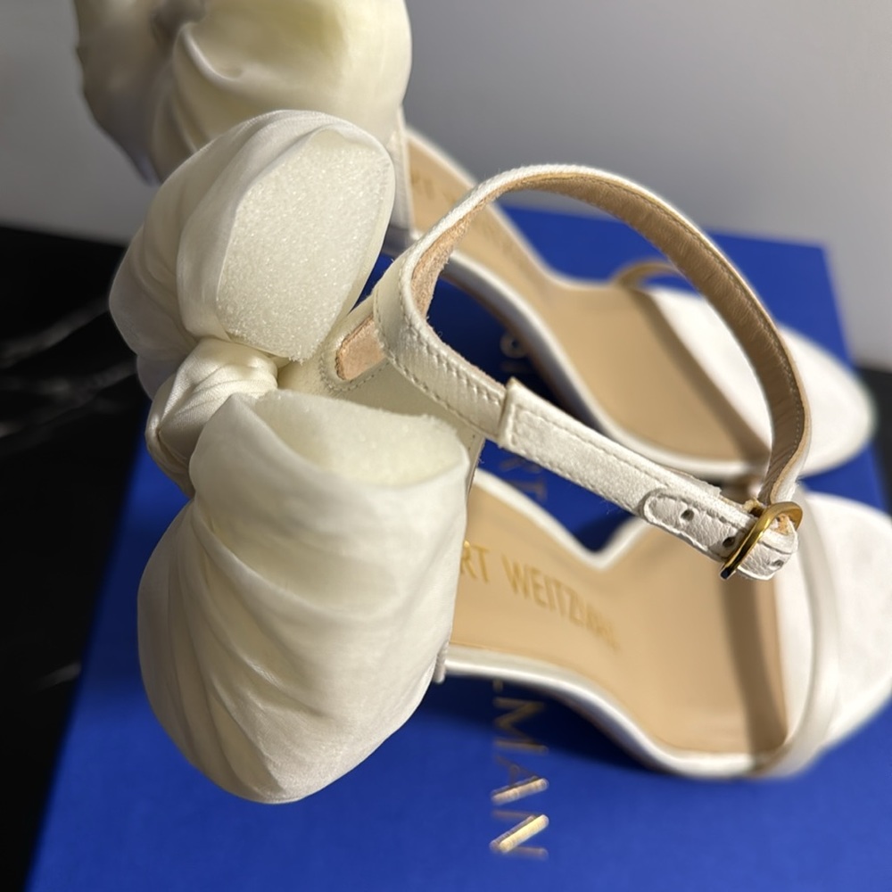 Stuart Weitzman Heels - Picture 7 of 8
